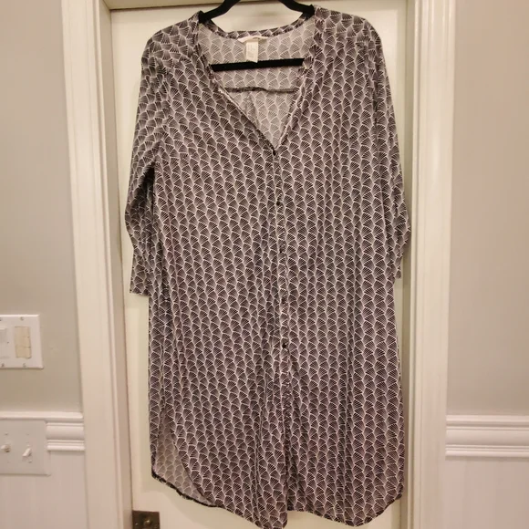 slim fit dress slacks Lauleh Tunic Dress main image 0